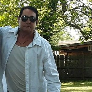 Meet your Posher, Lee